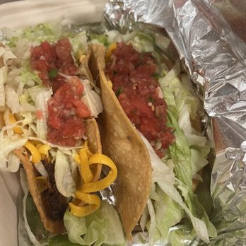 La Esquinita - Crispy beef tacos - Mexican Near Me - Oakland, California La Esquinita - Crispy beef tacos - Mexican Near Me - Oakland, California