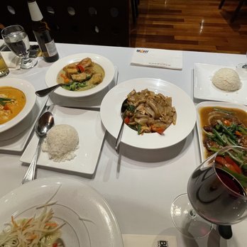 BKNY Thai Restaurant - Thai Near Me - Bayside, New York