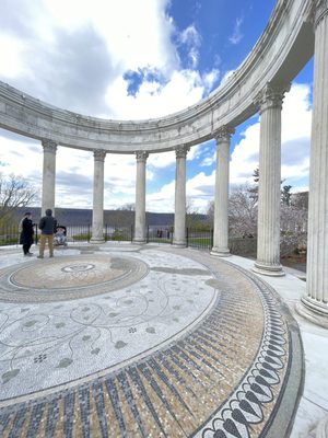 Untermyer Gardens by null