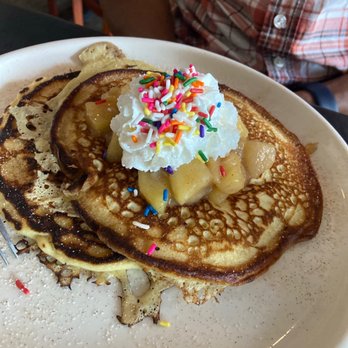Magnolia & May - Apple Pancakes - Bars Near Me - Memphis, Tennessee Magnolia & May - Apple Pancakes - Bars Near Me - Memphis, Tennessee