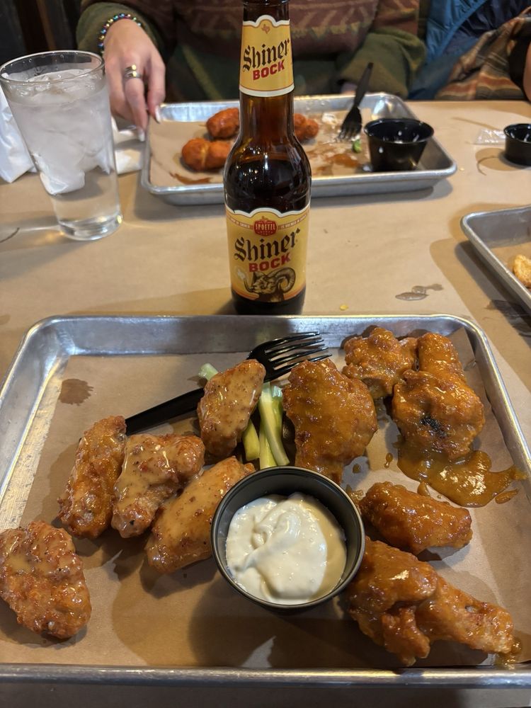 Foster's Place Restaurant and Pub