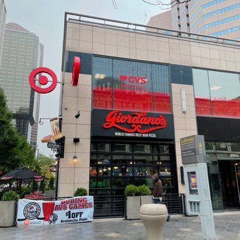 Giordano's - Outside - Pizza Near Me - Denver, Colorado