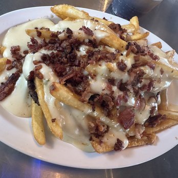 3RD CHUTE BAR & GRILL - Updated January 2026 - 72 Photos & 42 Reviews ...