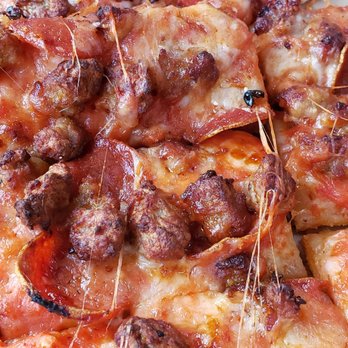 Tavern At The Creek - Sausage and Pepperoni - Bars Near Me - Galena, Ohio