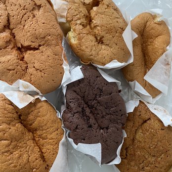 Kam Hing Bakery - Sponge Cakes - Bakeries Near Me - New York, New York Kam Hing Bakery - Sponge Cakes - Bakeries Near Me - New York, New York