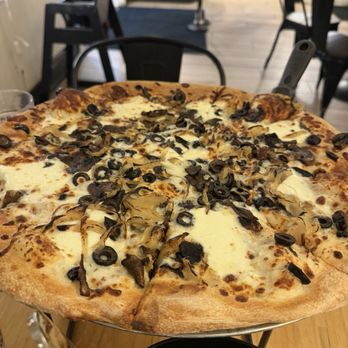 Koloa Pizza Kitchen + Bar - Custom Pizza with alfredo sauce, mushrooms, olives, fresh mozzarella and sweet onion - Pizza Near Me - Koloa, Hawaii Koloa Pizza Kitchen + Bar - Custom Pizza with alfredo sauce, mushrooms, olives, fresh mozzarella and sweet onion - Pizza Near Me - Koloa, Hawaii