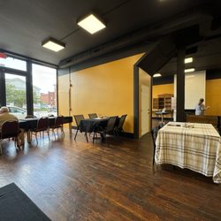 The Frontier Kitchen - Dinning area