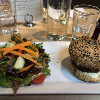 Les Trois Garçons - Salad Near Me - Quebec City, Quebec