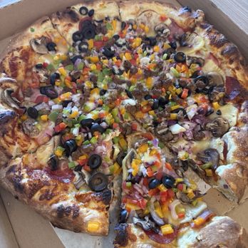 Sunshine Pizza - Ultimate 14" Pizza with Pineapple - Pizza Near Me - Los Angeles, California Sunshine Pizza - Ultimate 14" Pizza with Pineapple - Pizza Near Me - Los Angeles, California