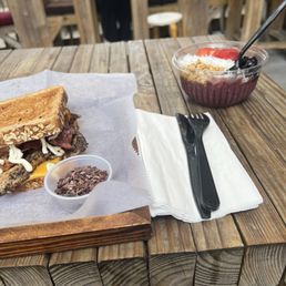 Açaí bowl & Double Trouble sandwich