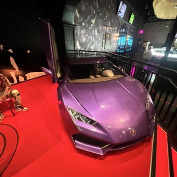 Albatross - A car inside mini golf! - Mini Golf Near Me - Edison, New Jersey