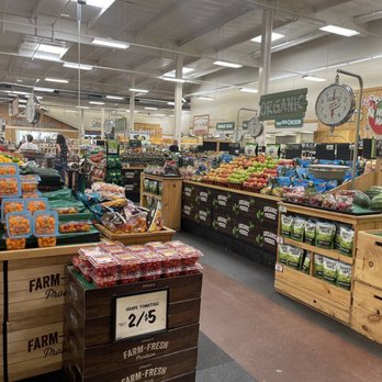 Sprouts Farmers Market - Produce selection- look how organized! - Grocery Near Me - San Clemente, California Sprouts Farmers Market - Produce selection- look how organized! - Grocery Near Me - San Clemente, California