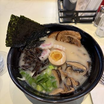 2D Noodles - Tonkotsu Ramen - Noodles Near Me - Washington, DC, District of Columbia 2D Noodles - Tonkotsu Ramen - Noodles Near Me - Washington, DC, District of Columbia
