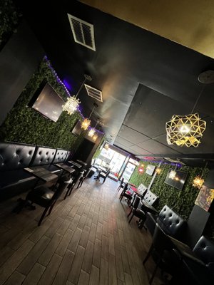 Nirvana Lounge & Cafe