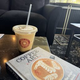 Yummy honey rose iced latte Yummy honey rose iced latte