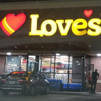 Love's Travel Stop - Gas Stations Near Me - Demotte, Indiana