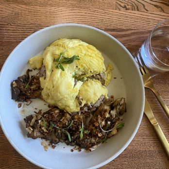Tanzie's - Vegan version of Sai Oua - Salad Near Me - Berkeley, California
