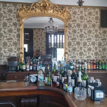 Goodspeed Opera House - Bar - Performing Arts Near Me - East Haddam, Connecticut