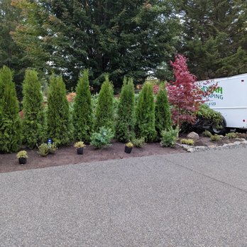 Issaquah Landscaping - Another angle of the north front landscaping - Landscaping Near Me Issaquah Landscaping - Another angle of the north front landscaping - Landscaping Near Me