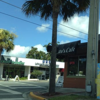 Christo's Cafe - Breakfast & Brunch Near Me - Orlando, Florida