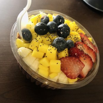 Hawa Smoothies - Açaí Almond Butter Bowl (no granola). There is a layer of almond butter on top of the açaí! - Juice Bars & Smoothies Near Me - New York, New York Hawa Smoothies - Açaí Almond Butter Bowl (no granola). There is a layer of almond butter on top of the açaí! - Juice Bars & Smoothies Near Me - New York, New York