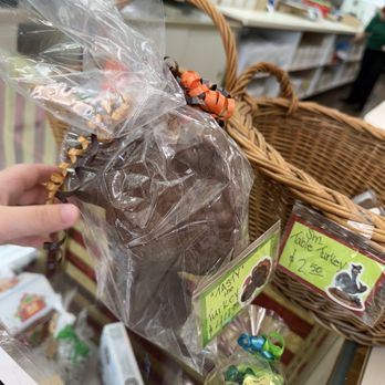 Chocolate, Chocolate, Chocolate - Chocolatiers & Shops Near Me - Kirkwood, Missouri Chocolate, Chocolate, Chocolate - Chocolatiers & Shops Near Me - Kirkwood, Missouri