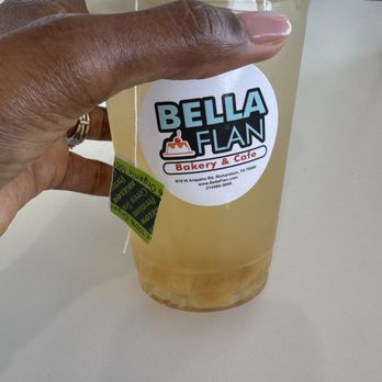 Bella Flan - Ginger green tea - Bakeries Near Me - Richardson, Texas