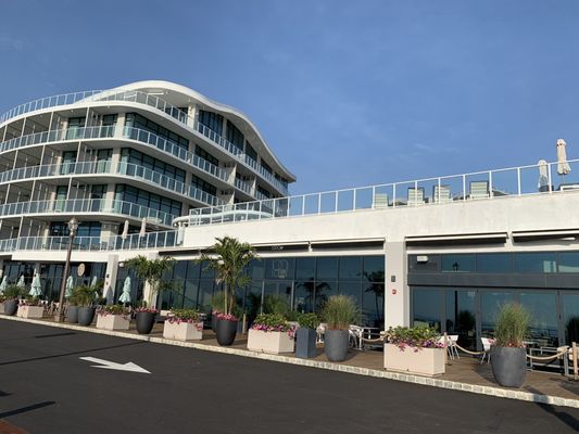 Wave Resort by null
