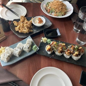 Moon Tree Sushi And Tapas - Sushi Bars Near Me - Seattle, Washington