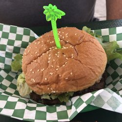 Uncle Wiggly's Weiners - Burger.