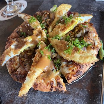 Black Rock Pizza - Captain Cook - Loco moco pizza - Pizza Near Me - Captain Cook, Hawaii