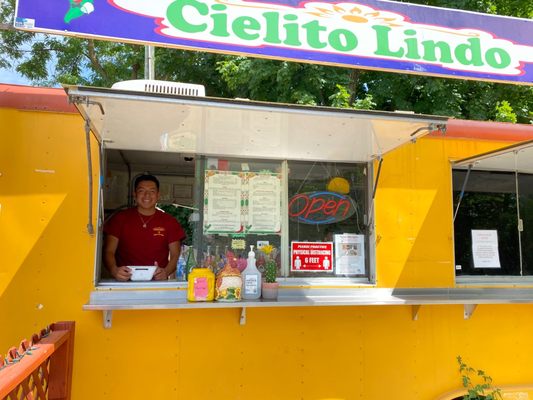 Cielito Lindo by null