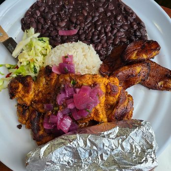 Chichen Itza Restaurant - Pollo asado plate - Mexican Near Me - Los Angeles, California Chichen Itza Restaurant - Pollo asado plate - Mexican Near Me - Los Angeles, California