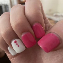 My $55 full set of acrylics one week after application.