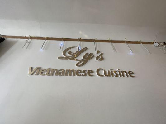 Ly's Vietnamese Cuisine by null