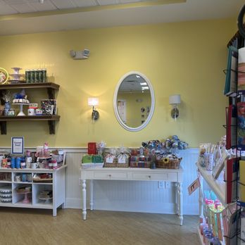 Nothing Bundt Cakes - Bakeries Near Me - Virginia Beach, Virginia