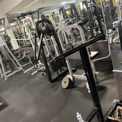 Athletic Factor Gym - Dip bar, great shoulder equipment too.