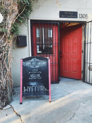 Bisong Art Gallery by null