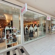 Q-store 180s.jpg