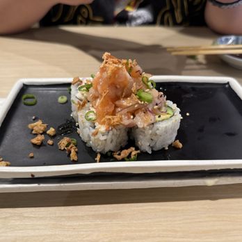 Sushi REV - Hawailan Harmony Roll - Sushi Bars Near Me - Rowland Heights, California Sushi REV - Hawailan Harmony Roll - Sushi Bars Near Me - Rowland Heights, California