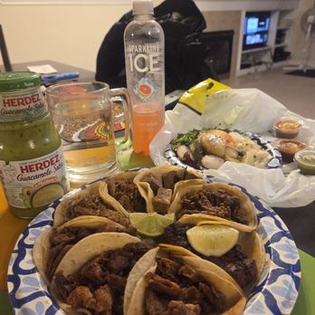 La Costa Taqueria - 8 tacos, tripas,lengua,carnitas,birria,adobado pork,chorizo - Mexican Near Me - Everett, Washington