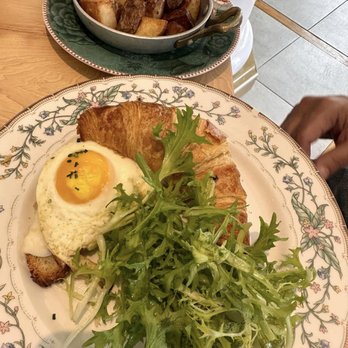Café Le Jardin - croissant breakfast sandwich - French Near Me - Audubon, New Jersey Café Le Jardin - croissant breakfast sandwich - French Near Me - Audubon, New Jersey