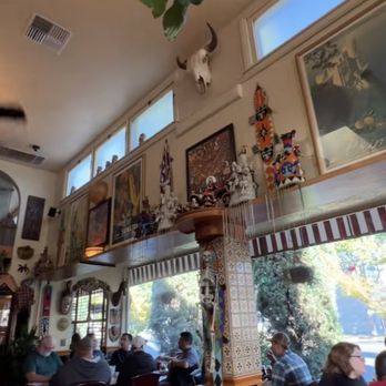 Tower Cafe - Inside - Breakfast & Brunch Near Me - Sacramento, California Tower Cafe - Inside - Breakfast & Brunch Near Me - Sacramento, California