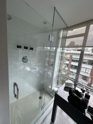 OPUS Vancouver by null