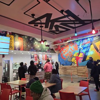 Dave's Hot Chicken - Lots of open space for the line but close tables - Chicken Shop Near Me - Richmond, Virginia Dave's Hot Chicken - Lots of open space for the line but close tables - Chicken Shop Near Me - Richmond, Virginia