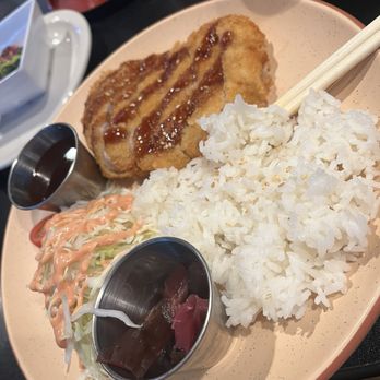 Cute Robot Japanese Kitchen - Katsu - Japanese Curry Near Me - Milwaukee, Wisconsin Cute Robot Japanese Kitchen - Katsu - Japanese Curry Near Me - Milwaukee, Wisconsin