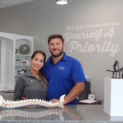 Chiropractic Care in Wellington - A misalignment in the spine can cause misalignments in the joints, especially the knees, hips, shoulders, and elbows. By aligning the spine, chiropractic care will decrease joint pain and also improve range of motion and mobility – which can enhance performance (for those of you who golf, just think about how important healthy hips are to your swing). Chiropractic Care in Wellington - A misalignment in the spine can cause misalignments in the joints, especially the knees, hips, shoulders, and elbows. By aligning the spine, chiropractic care will decrease joint pain and also improve range of motion and mobility – which can enhance performance (for those of you who golf, just think about how important healthy hips are to your swing).