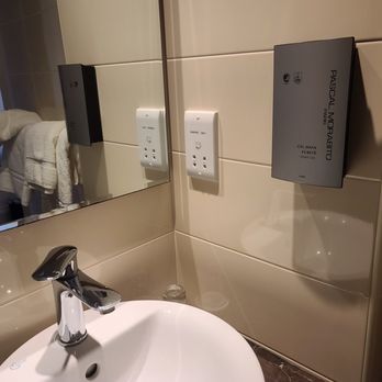 Nox Hotel - Hotels Near Me - Galway, G