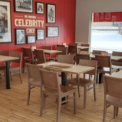 KFC - The dining area looks brand new