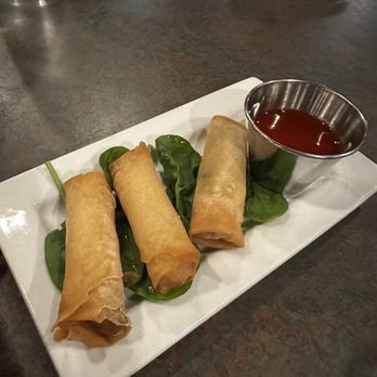 Shanghai On Elm - Spring rolls - Asian Fusion Near Me - Cincinnati, Ohio